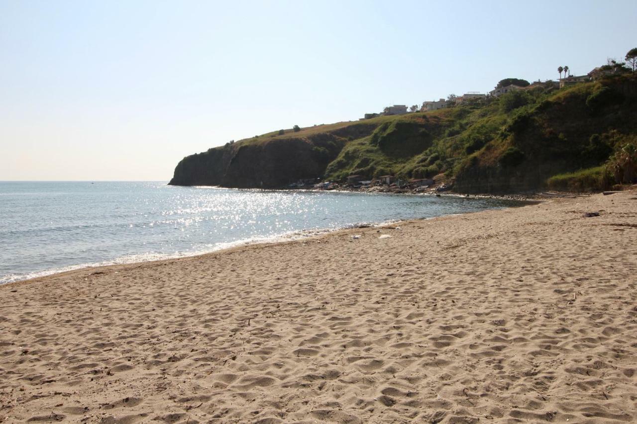 Katana Suites Beach Agnone Bagni Exterior photo